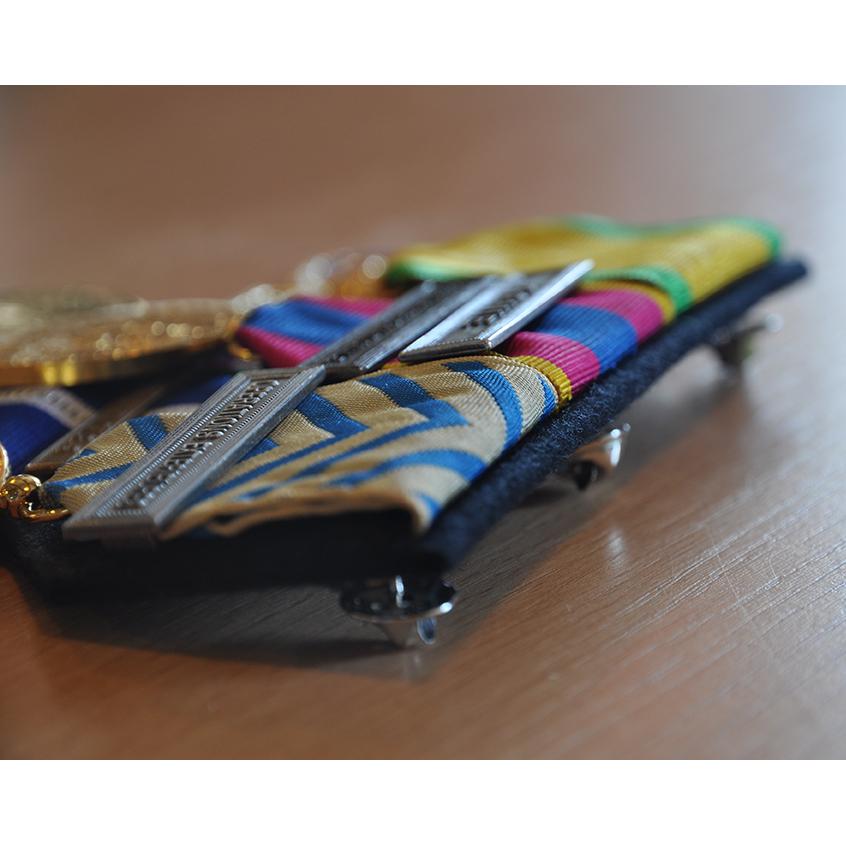 Médaille porte-médailles et dorsales (100% acier) - Fabriqué en