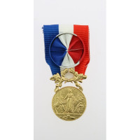 MEDAILLE COURAGE ET DEVOUEMENT or